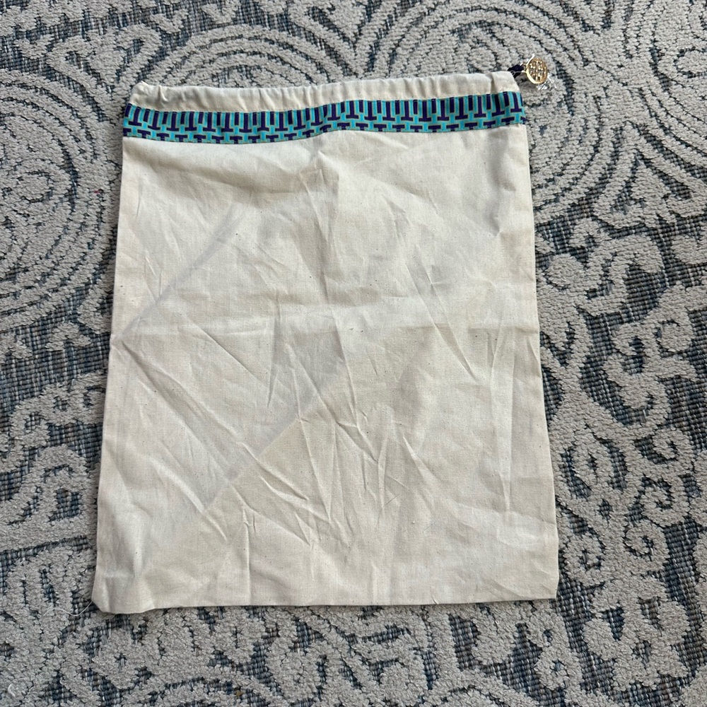 Dust bag